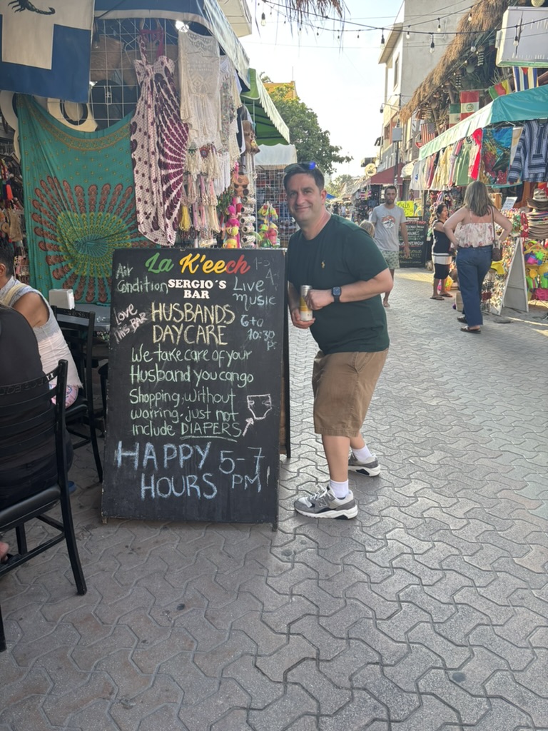 An evening on Hidalgo Street